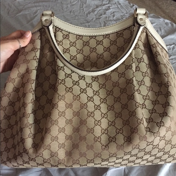 GUCCI Monogram Large Tote - Picture 3 of 8